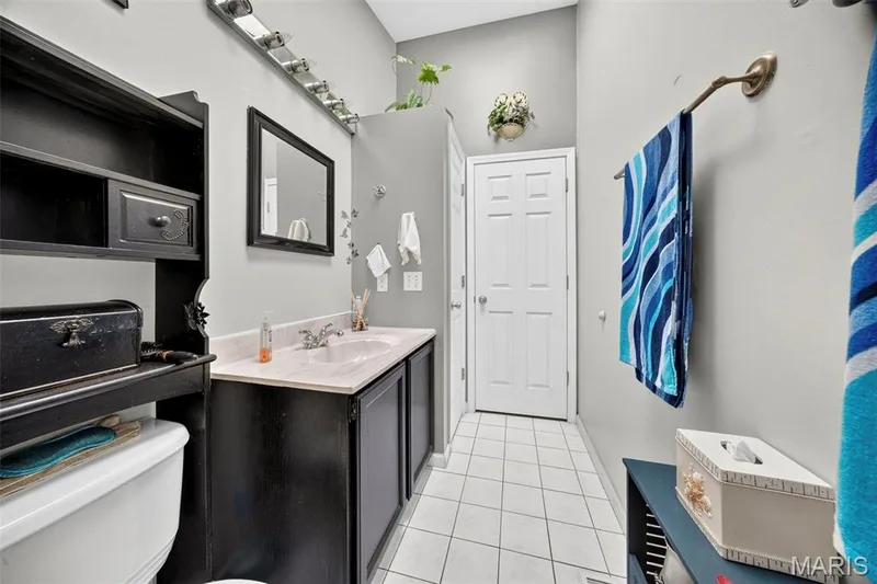 17 Kingspointe Court, St Peters, MO 63376 — listing photo 10 of 34