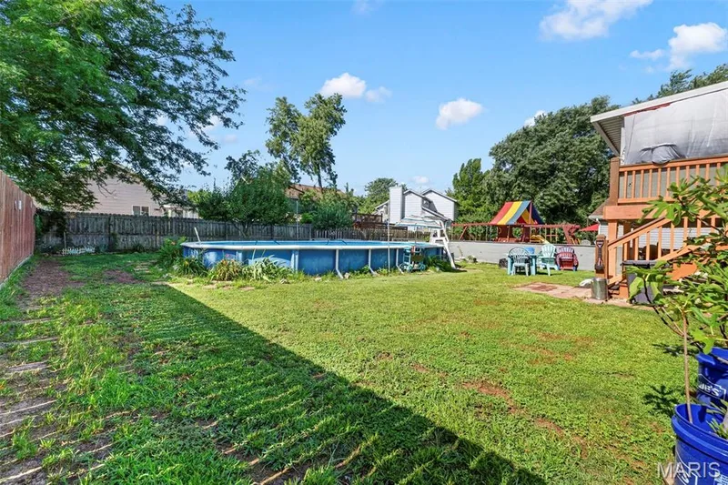 Back yard With — 17 Kingspointe Court, St Peters, MO 63376
