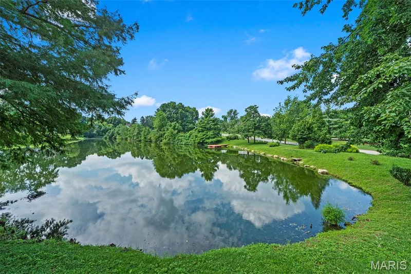 1841 Newburyport Road, Chesterfield, MO 63005 — listing photo 3 of 69