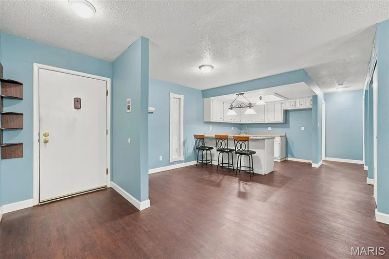 1465 Heritage Landing #104, St Charles, MO 63303 — listing photo 4 of 25