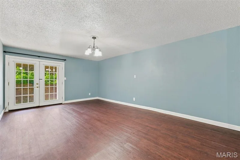 1465 Heritage Landing #104, St Charles, MO 63303 — listing photo 7 of 25