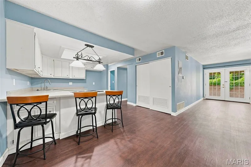1465 Heritage Landing #104, St Charles, MO 63303 — listing photo 9 of 25