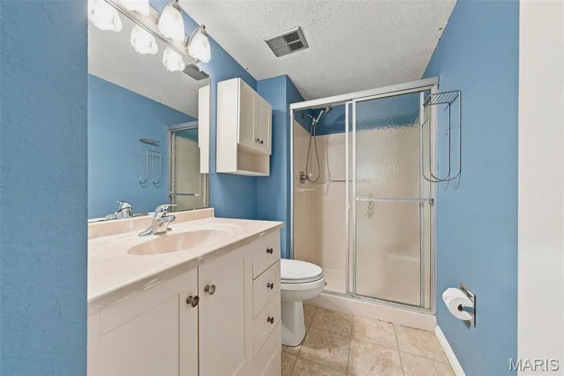 1465 Heritage Landing #104, St Charles, MO 63303 — listing photo 18 of 25