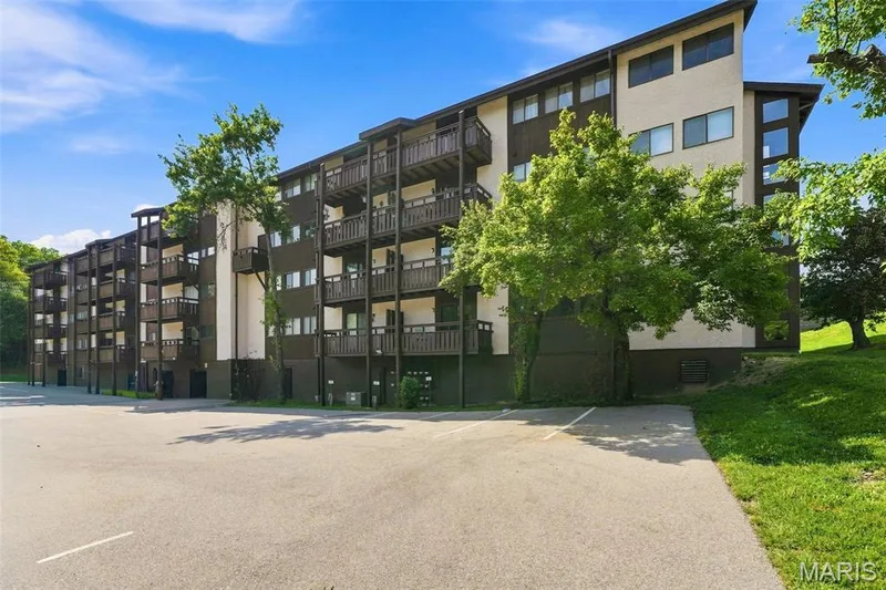 1465 Heritage Landing #104, St Charles, MO 63303 — listing photo 24 of 25