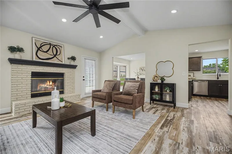102 Rockaway Drive, O'Fallon, MO 63368 — listing photo 7 of 34