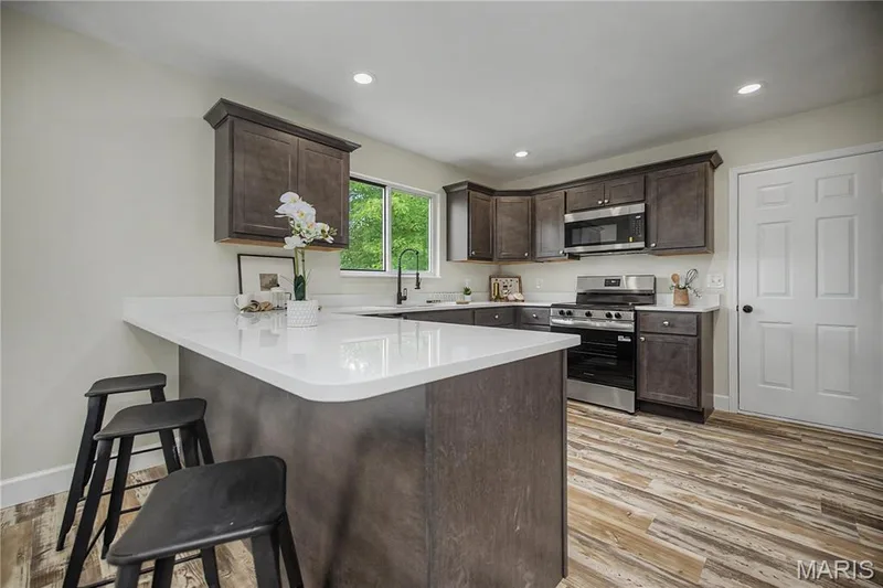 102 Rockaway Drive, O'Fallon, MO 63368 — listing photo 10 of 34