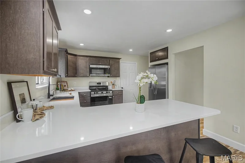 102 Rockaway Drive, O'Fallon, MO 63368 — listing photo 11 of 34