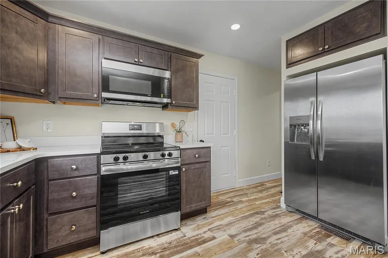 102 Rockaway Drive, O'Fallon, MO 63368 — listing photo 14 of 34