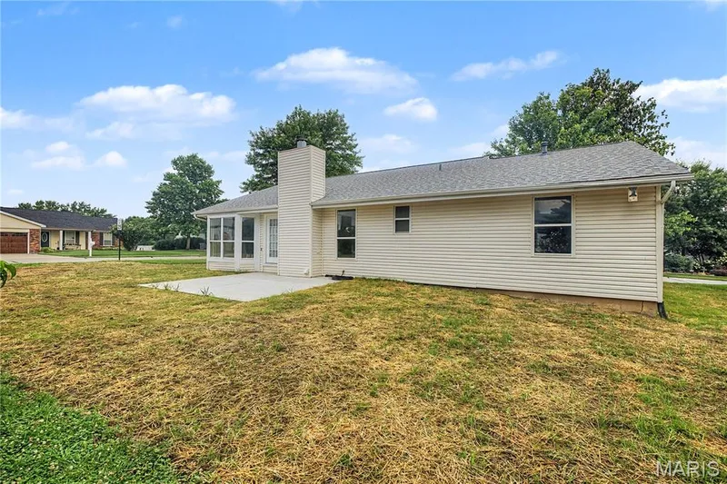 102 Rockaway Drive, O'Fallon, MO 63368 — listing photo 31 of 34