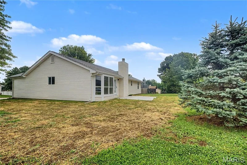 102 Rockaway Drive, O'Fallon, MO 63368 — listing photo 33 of 34