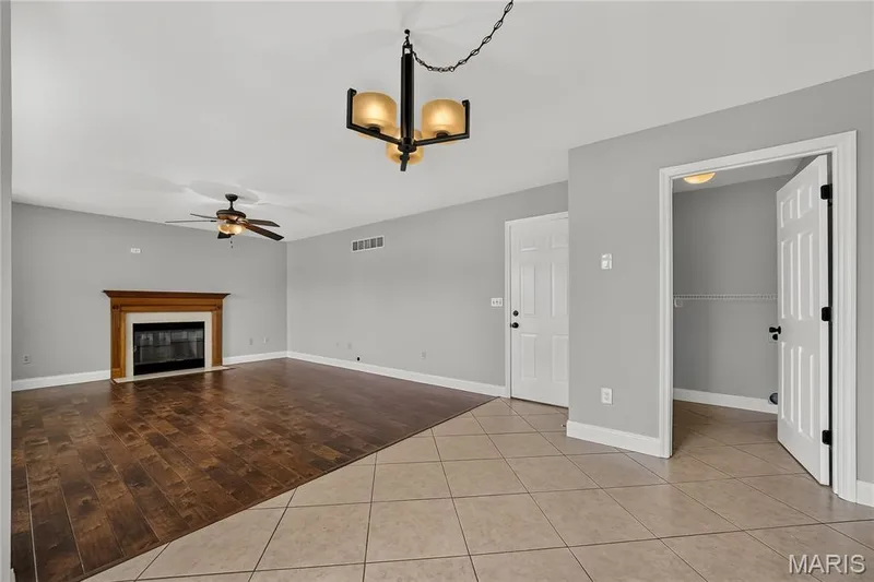 1455 Chambers Drive, O'Fallon, MO 63366 — listing photo 17 of 50