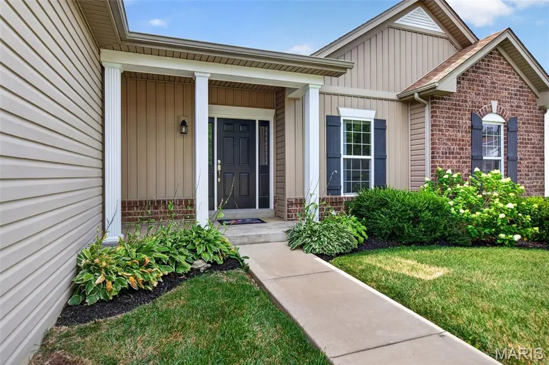 Front Porch — 1125 Duxbury Lane, O'Fallon, MO 63366