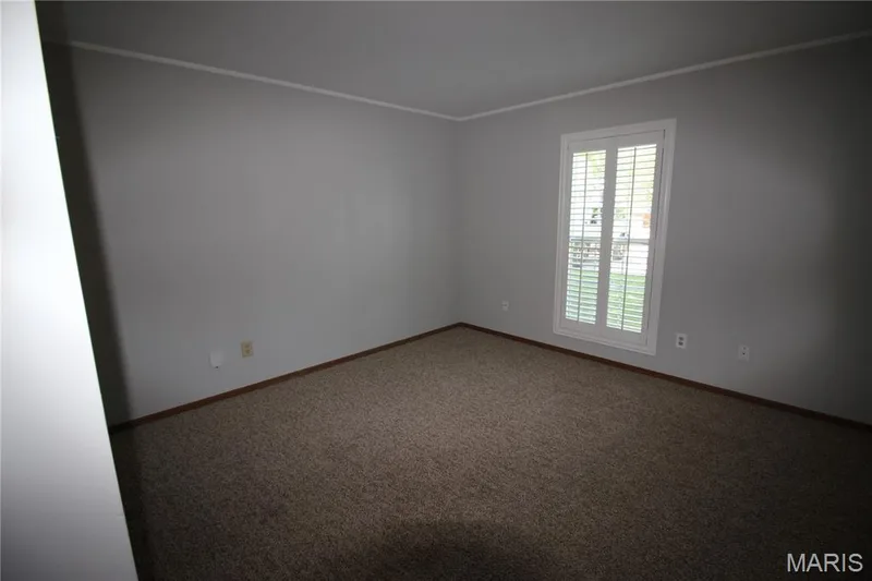 1502 Surrey Lane, St Peters, MO 63304 — listing photo 9 of 20