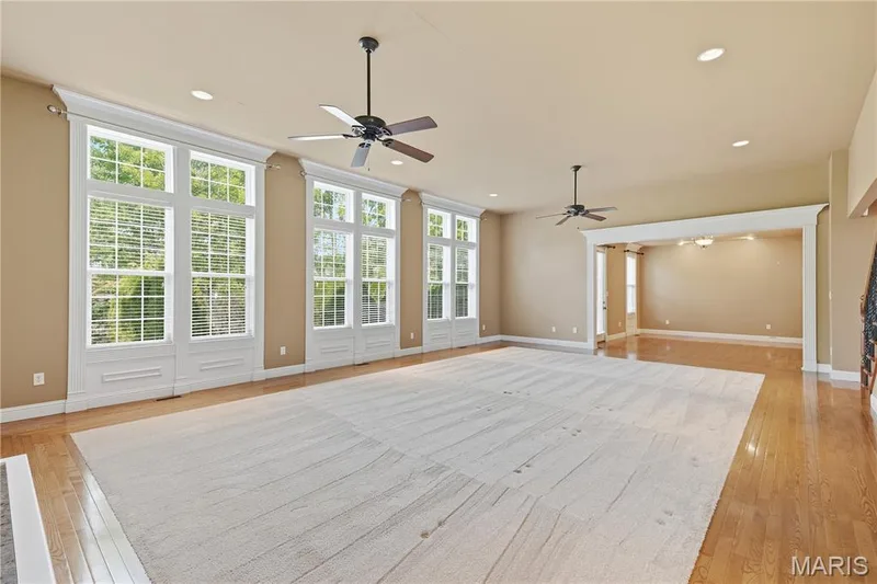Great Room looking towards the breakfast area of the kitchen — 5500 Wooded Creek Drive, O'Fallon, MO 63304