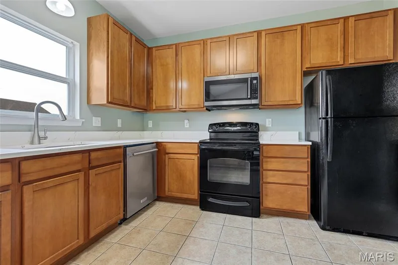 11 Towergate Court, Lake St. Louis, MO 63367 — listing photo 15 of 49