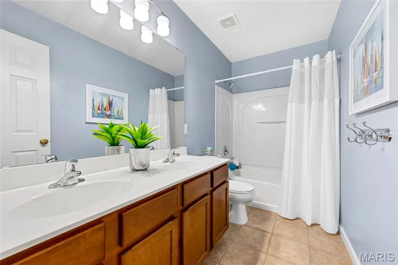 11 Towergate Court, Lake St. Louis, MO 63367 — listing photo 25 of 49