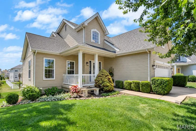 11 Towergate Court, Lake St. Louis, MO β listing photo 1