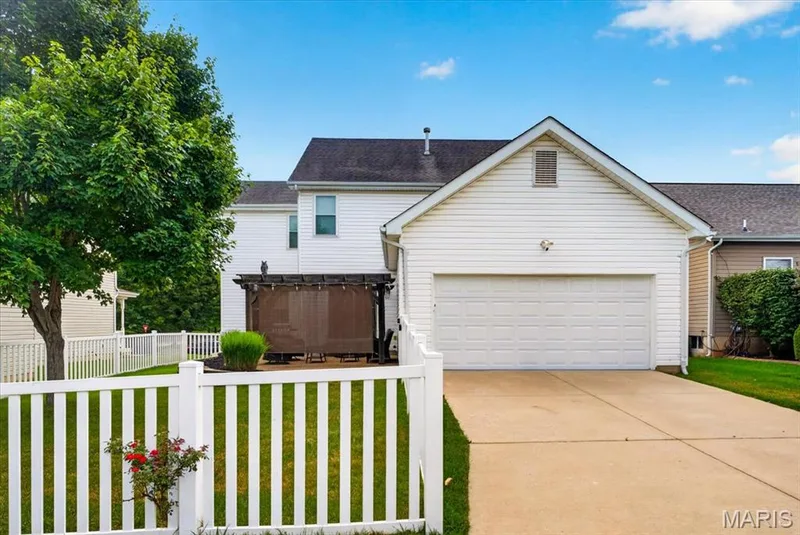 206 Hawksbury Place, O'Fallon, MO 63368 — listing photo 46 of 66