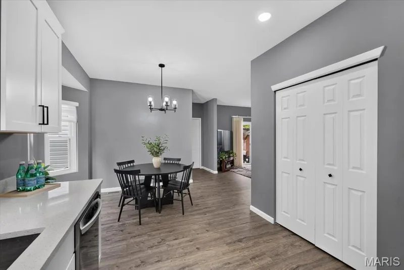 206 Hawksbury Place, O'Fallon, MO 63368 — listing photo 11 of 66