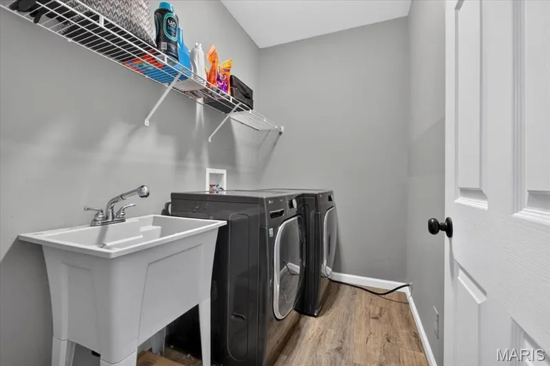 mud room — 206 Hawksbury Place, O'Fallon, MO 63368