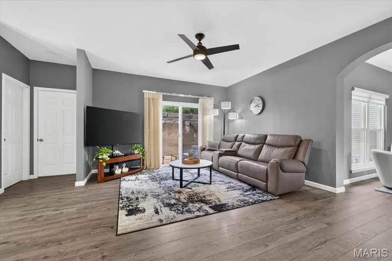 206 Hawksbury Place, O'Fallon, MO 63368 — listing photo 15 of 66