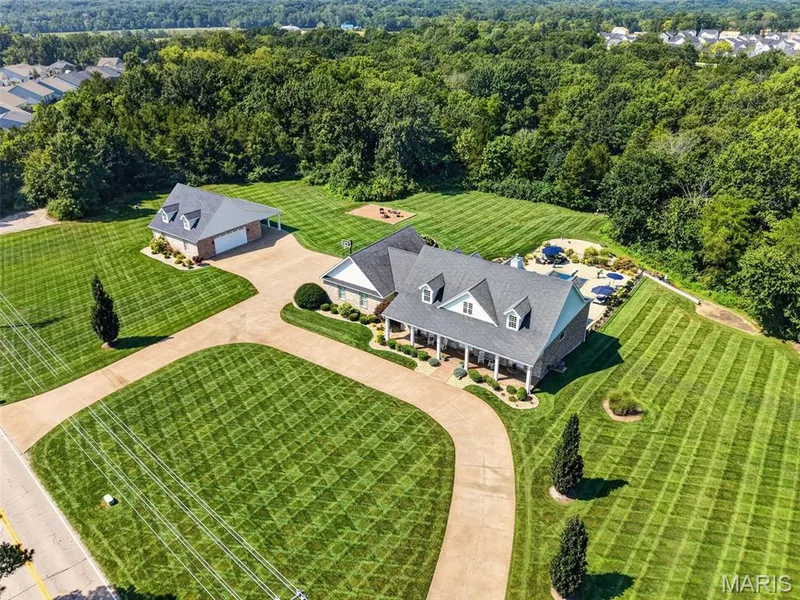 1320 Diehr Road, Wentzville, MO 63385 — listing photo 2 of 93
