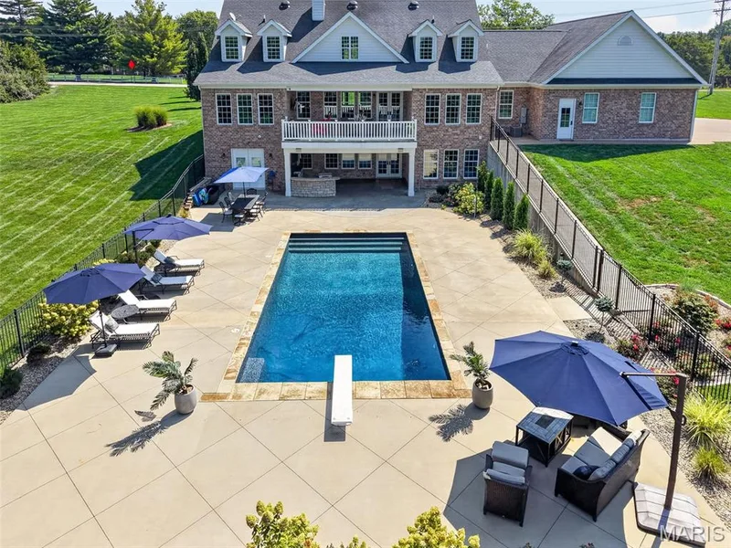 1320 Diehr Road, Wentzville, MO 63385 — listing photo 4 of 93