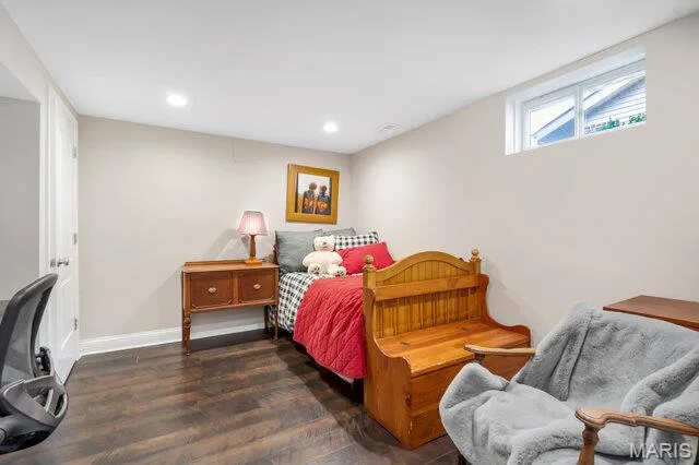 Lower level 5th bedroom/sleeping area. Walls in this room were insulated to provide sound proofing from the recreation room. — 15578 Summer Lake Drive, Chesterfield, MO 63017