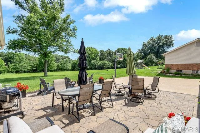 15578 Summer Lake Drive, Chesterfield, MO 63017 — listing photo 33 of 62