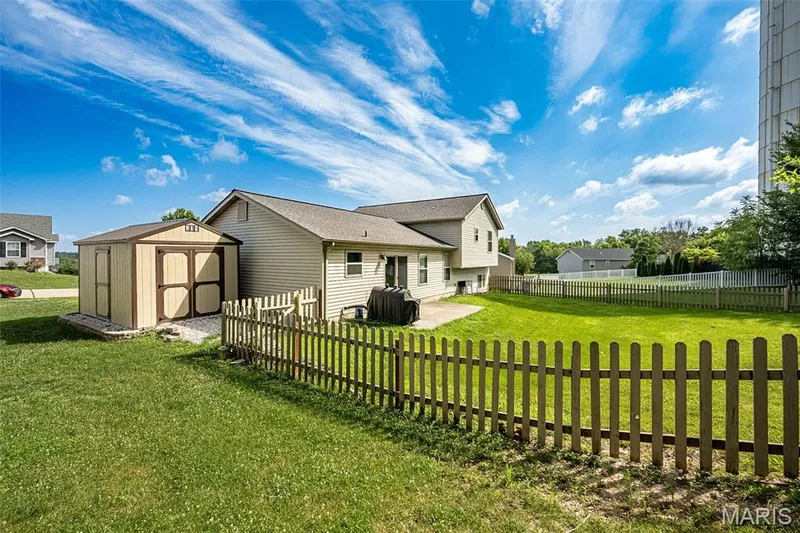1102 Marathon Drive, Foristell, MO 63348 — listing photo 31 of 37