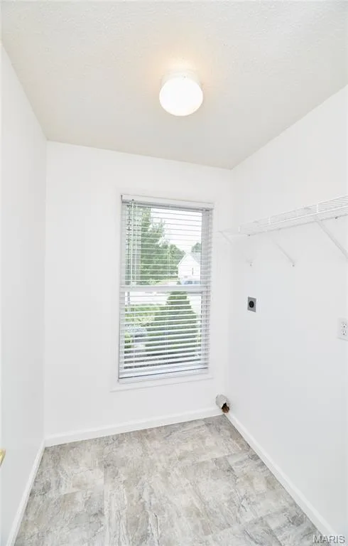12 Battersea Court #3B, O'Fallon, MO 63366 — listing photo 6 of 52