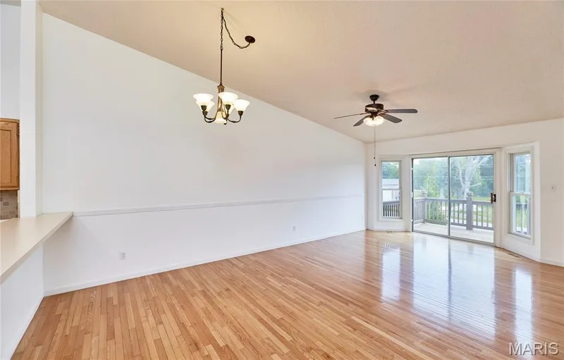 12 Battersea Court #3B, O'Fallon, MO 63366 — listing photo 18 of 52