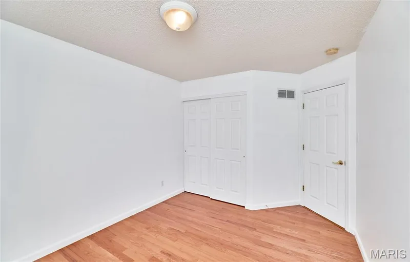 12 Battersea Court #3B, O'Fallon, MO 63366 — listing photo 31 of 52