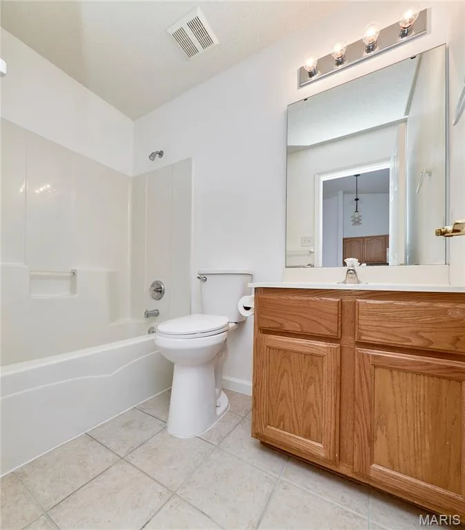 12 Battersea Court #3B, O'Fallon, MO 63366 — listing photo 32 of 52