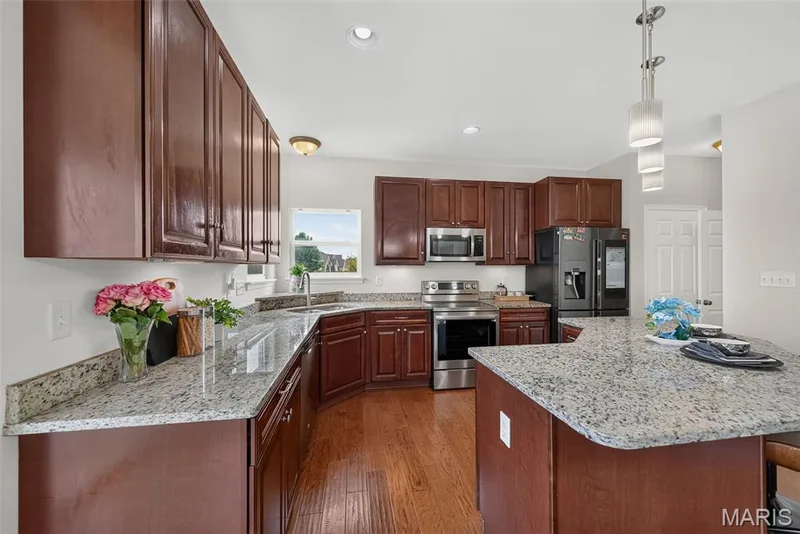 3293 Bentwater Place, St Charles, MO 63301 — listing photo 3 of 56