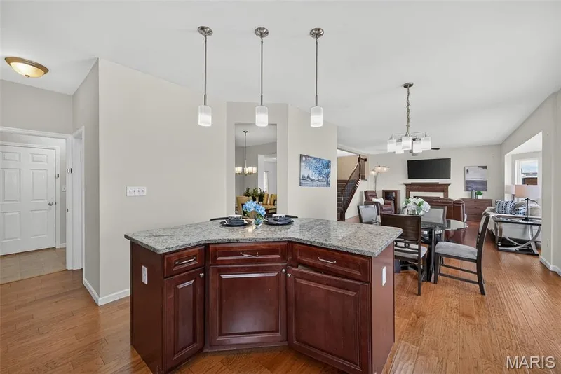 3293 Bentwater Place, St Charles, MO 63301 — listing photo 6 of 56
