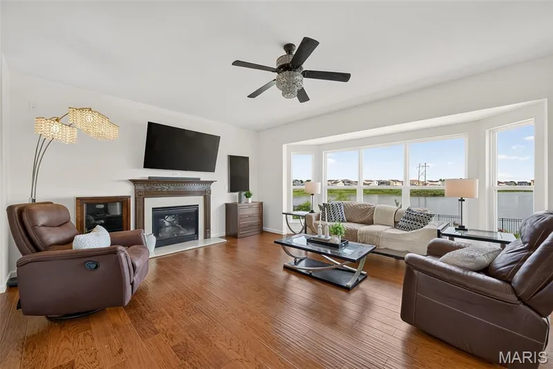 3293 Bentwater Place, St Charles, MO 63301 — listing photo 10 of 56