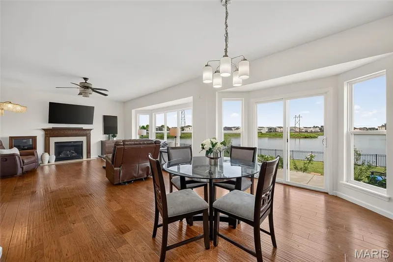 3293 Bentwater Place, St Charles, MO 63301 — listing photo 13 of 56