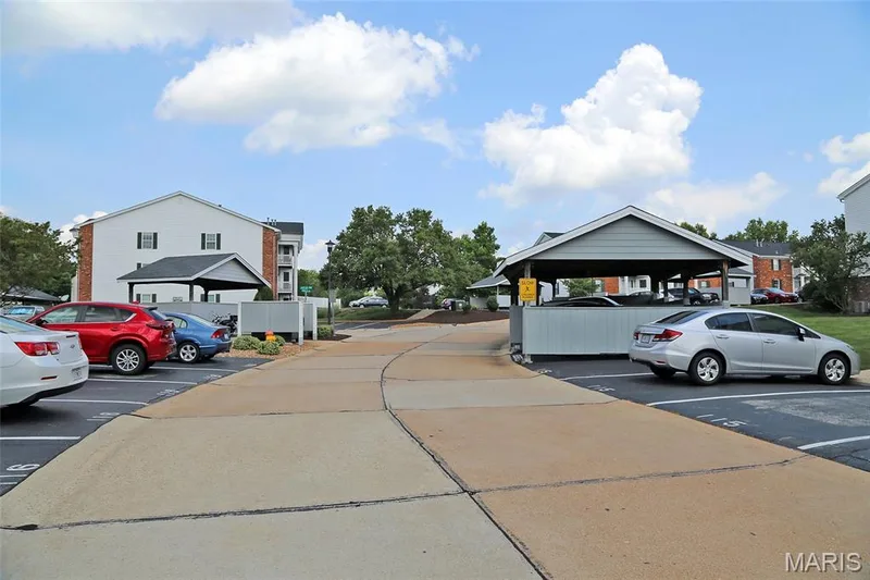 Spacious streets — 116 Jubilee Hill Drive #G, Wildwood, MO 63040