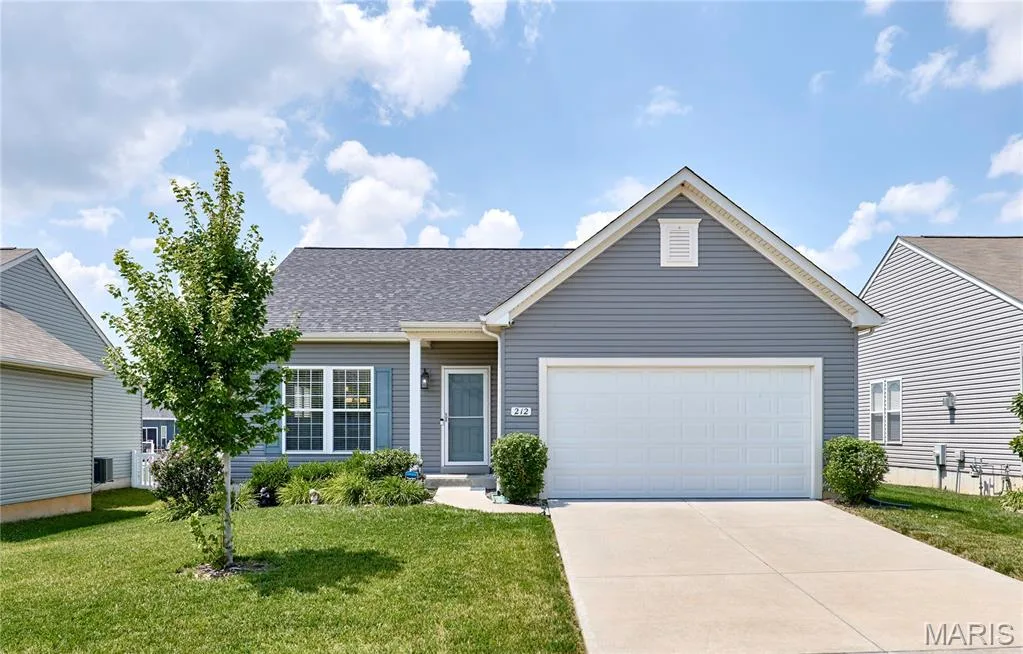 212 Barrington Ridge Lane, Wentzville, MO 63385 — listing photo 1 of 47