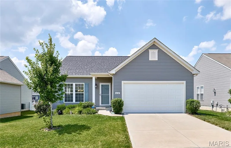 212 Barrington Ridge Lane, Wentzville, MO — listing photo 1