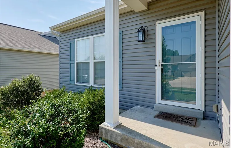 212 Barrington Ridge Lane, Wentzville, MO 63385 — listing photo 4 of 47