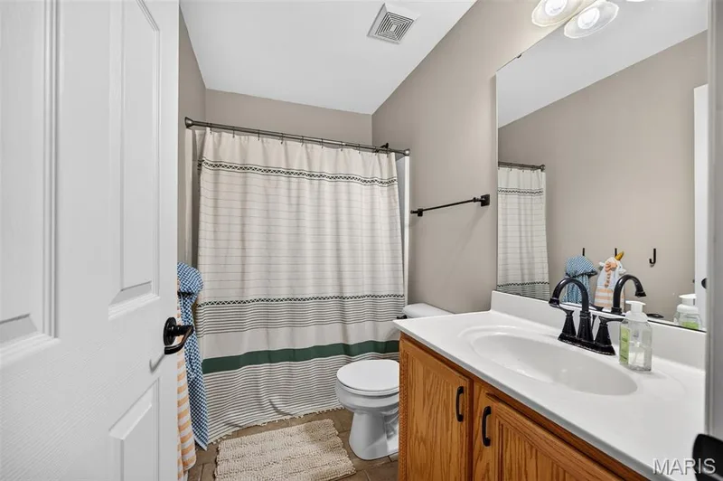 10 Amber Wave Court, O'Fallon, MO 63366 — listing photo 31 of 41