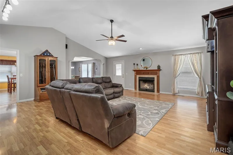 226 Charging Bear Drive, Wentzville, MO 63385 — listing photo 2 of 47