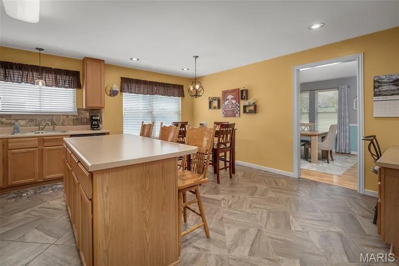 226 Charging Bear Drive, Wentzville, MO 63385 — listing photo 13 of 47
