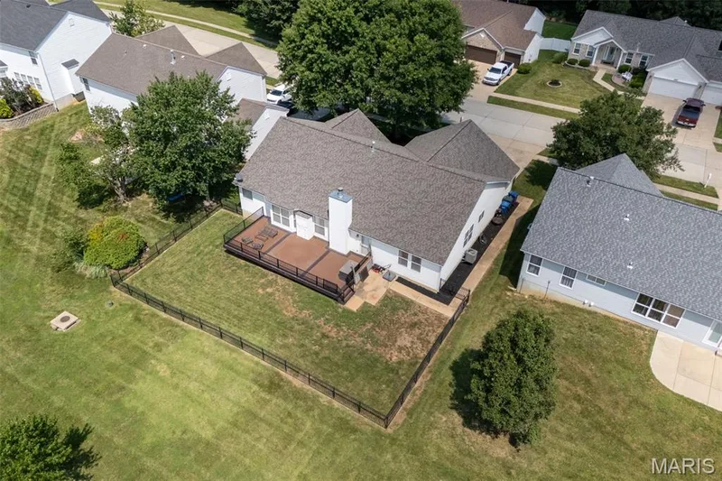 226 Charging Bear Drive, Wentzville, MO 63385 — listing photo 30 of 47