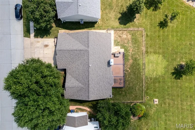 226 Charging Bear Drive, Wentzville, MO 63385 — listing photo 32 of 47