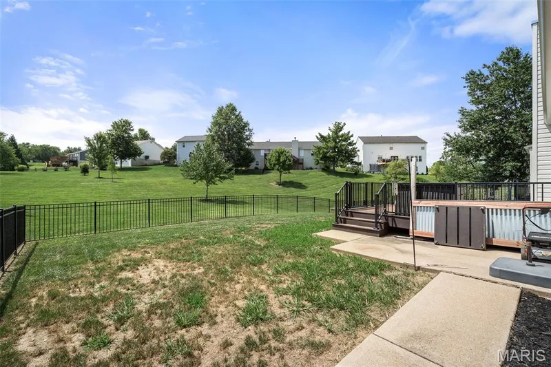 226 Charging Bear Drive, Wentzville, MO 63385 — listing photo 34 of 47