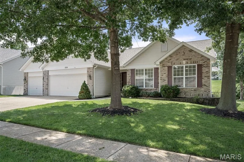 226 Charging Bear Drive, Wentzville, MO 63385 — listing photo 45 of 47