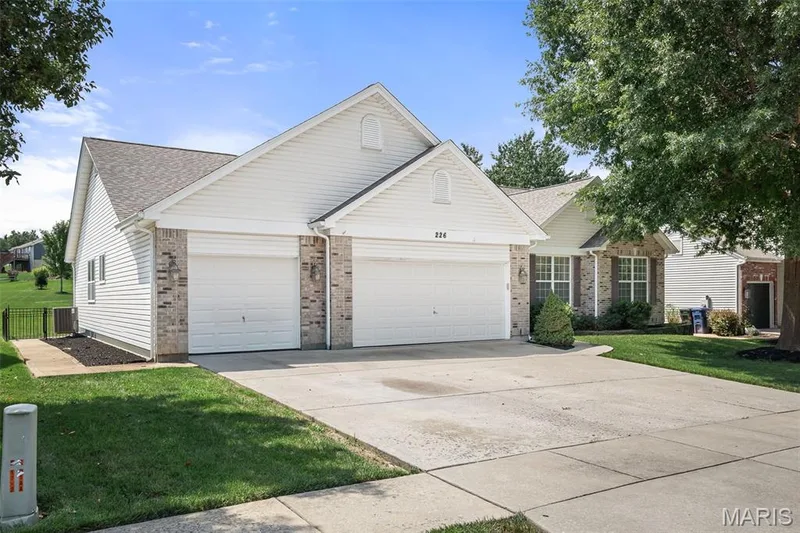 226 Charging Bear Drive, Wentzville, MO 63385 — listing photo 46 of 47